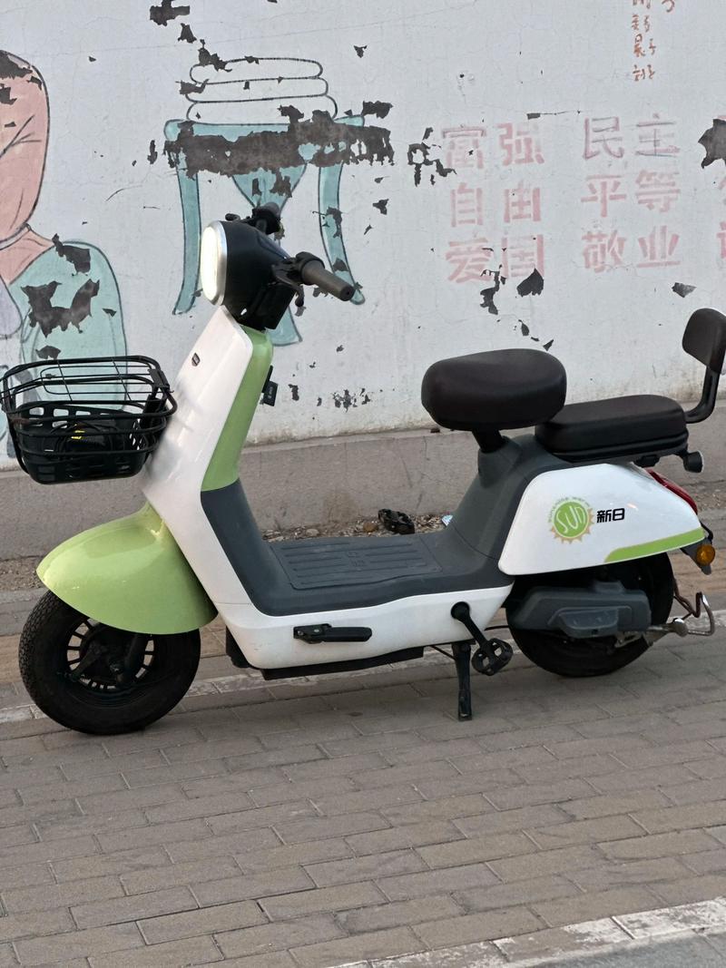 新日电动车,1550出.60v20ah大电池,nfc卡片解锁